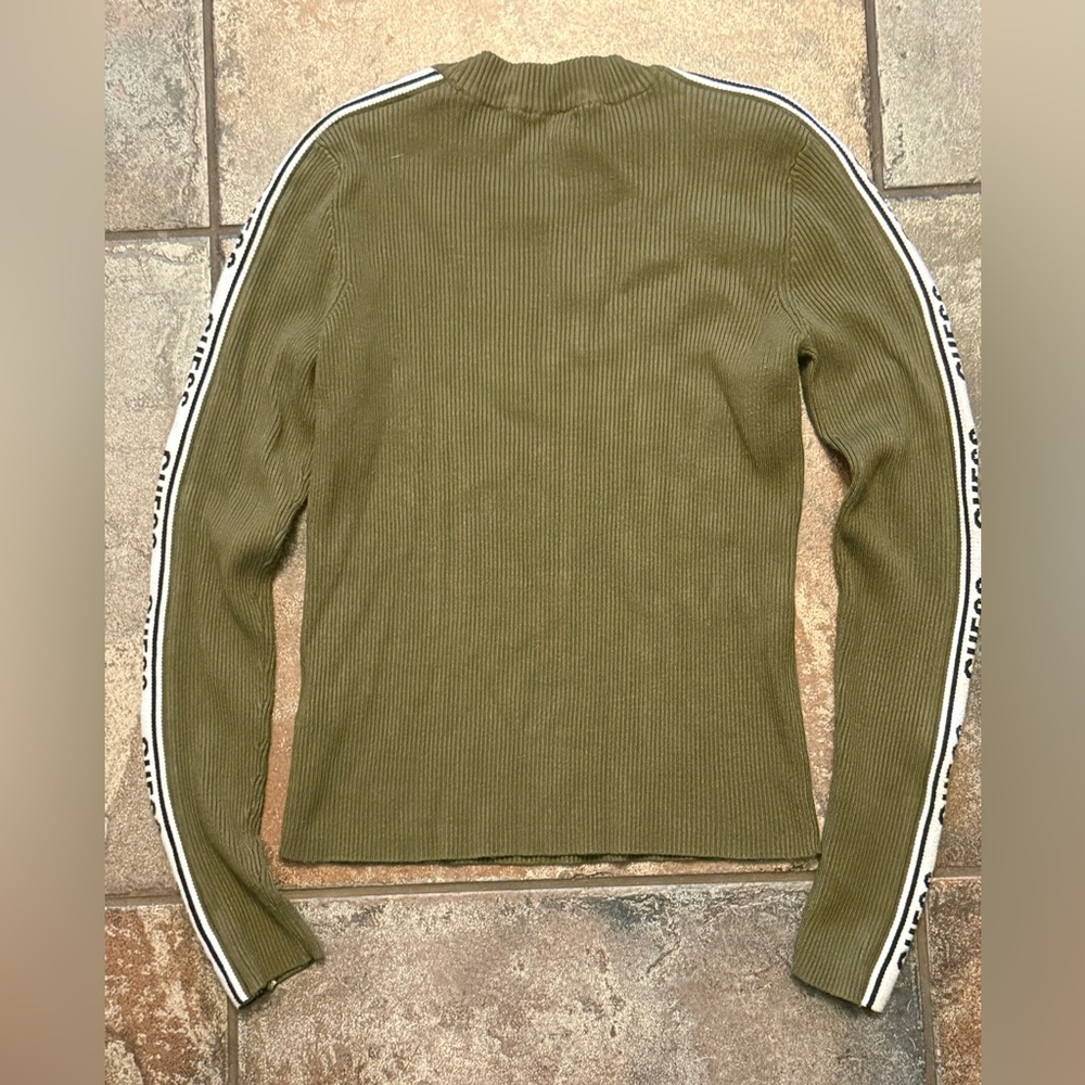 GUESS Olive Green Women’s Knit Sweater - Picture 4 of 4